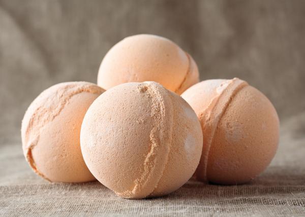 Image for event: Maker Monday: Make Your Own Bath Bomb!