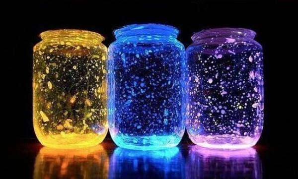 Image for event: Teen Lounge: Glow Jar