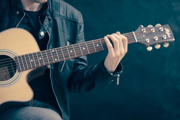Image for event: Opening Notes: Beginning Guitar Lessons
